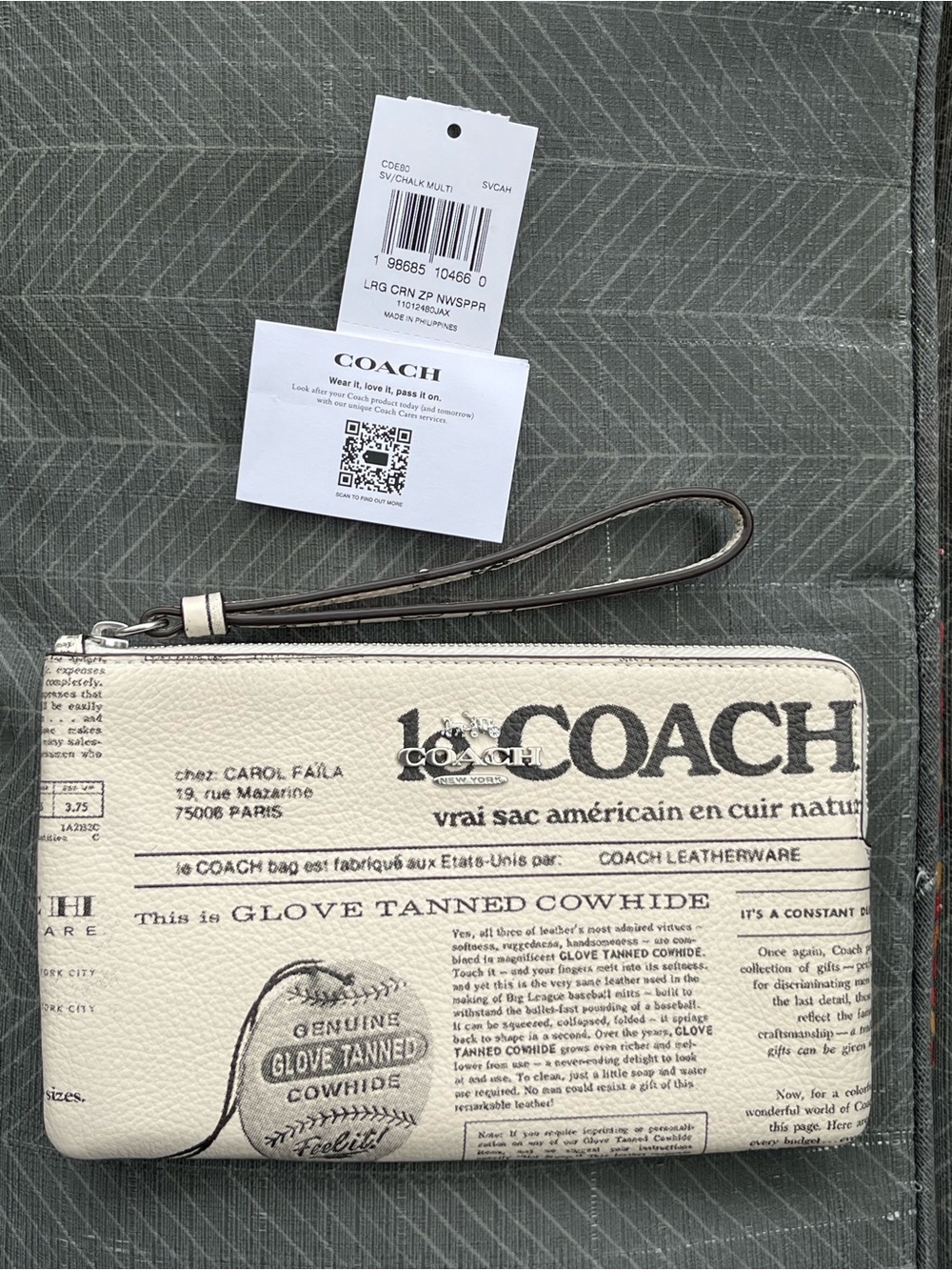 NWT Coach White Newspaper Printed Wristlet Pouch with Black Logo Print